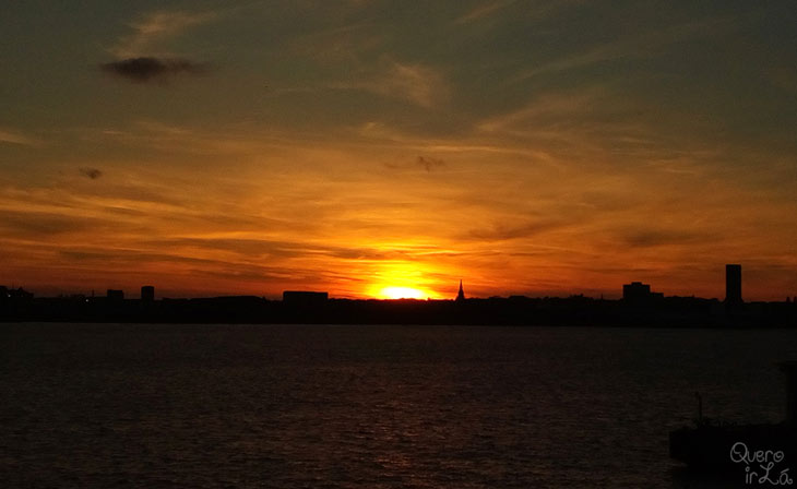Pôr-do-sol em Liverpool