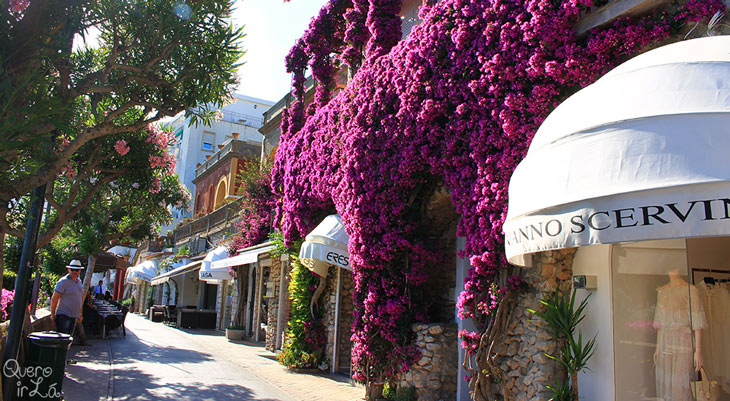 Lojas de grife em Capri, Itália