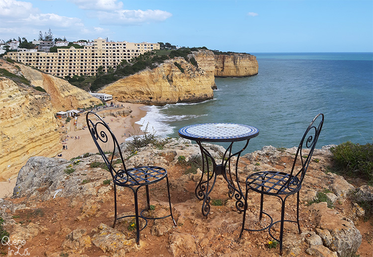 Praia do Vale de Centeanes