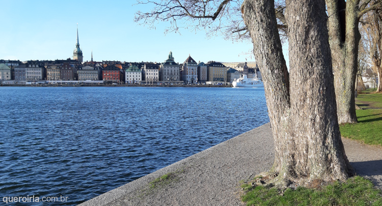 Caminho a beira mar em Skeppsholmen