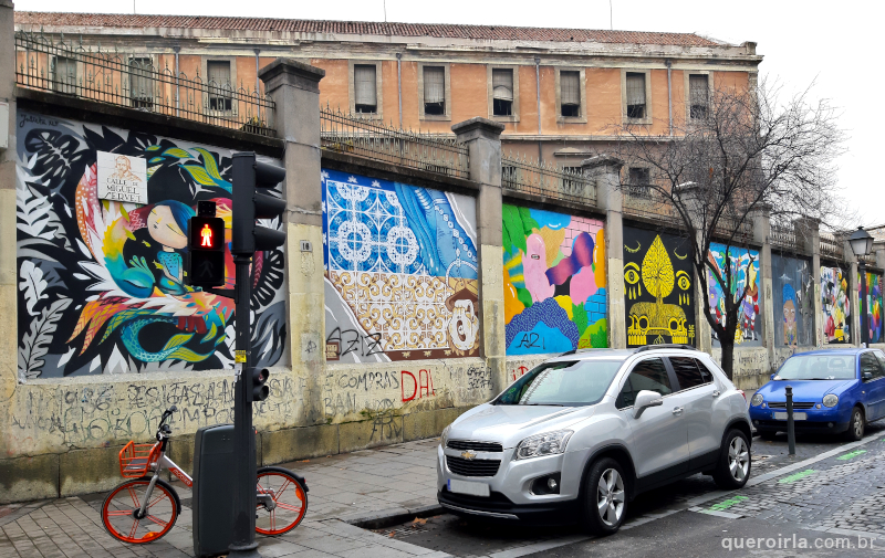 Grafites na Calle de Miguel Servet em Madri