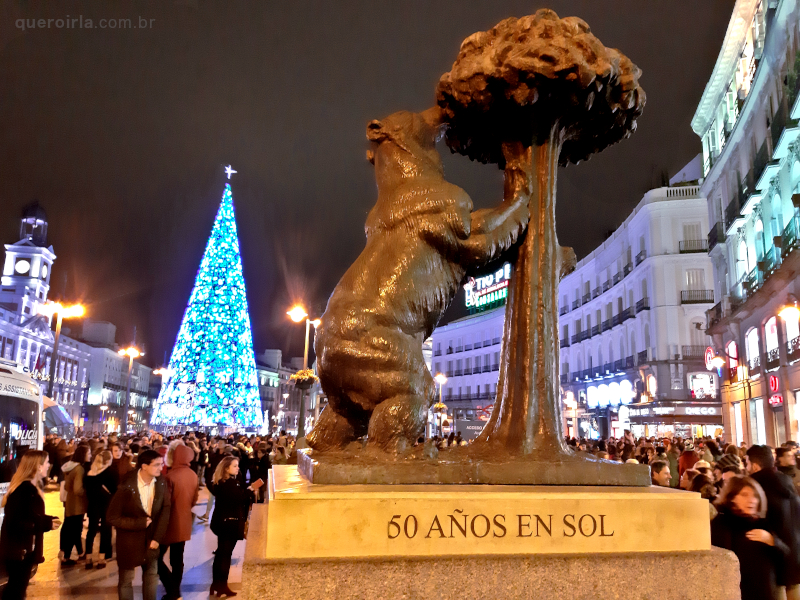 Estátua El Oso Y El Madroño na Puerta del Sol em Madri
